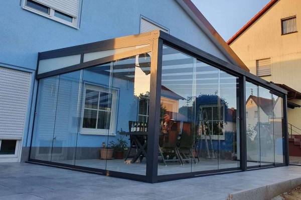 Rahmenlose Glasschiebewand SLIDE GLAS